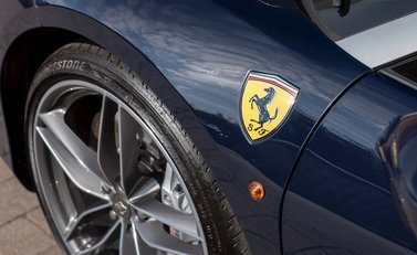 Ferrari 488 Spider 28