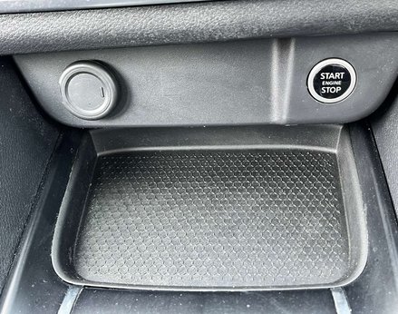 Nissan Qashqai 1.3 Qashqai Acenta Premium DiG-T MHEV 5dr 58