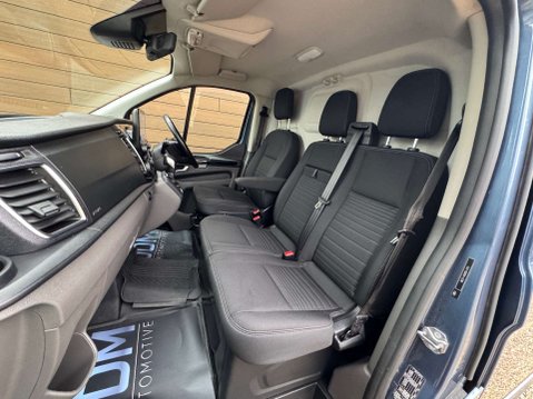 Ford Transit Custom 2.0 Transit Custom 300 Limited EcoBlue Auto 29