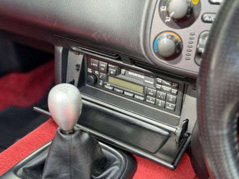 Honda S2000 2.0 GT Convertible 2dr Petrol Manual (237 g/km, 236 bhp) 24