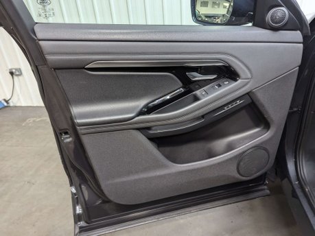 Land Rover Range Rover Evoque 2.0 Range Rover Evoque SE D Auto 4WD 5dr 46