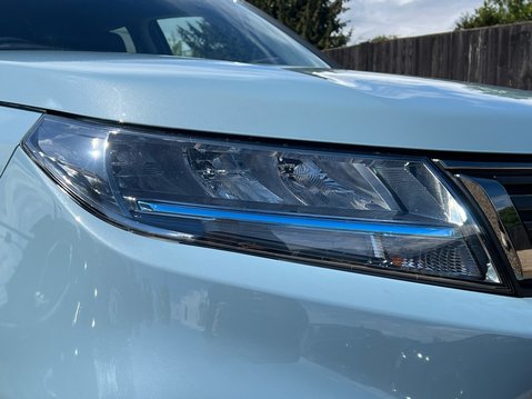 Suzuki Vitara SZ-T BOOSTERJET MHEV 17