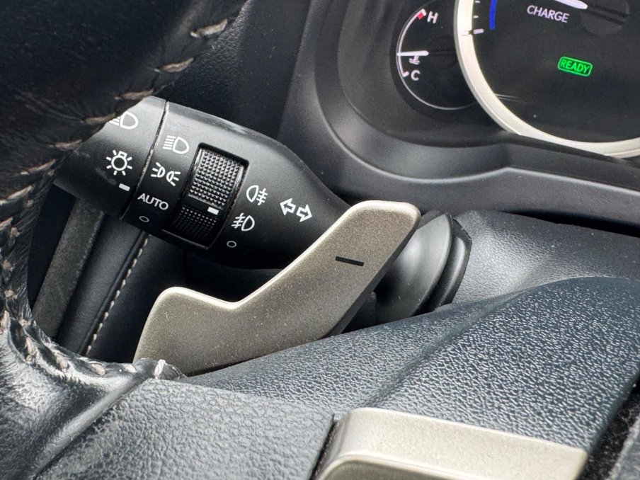 2014 Lexus Is — image 34