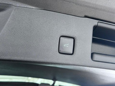 Ford Kuga 1.5T EcoBoost Titanium Edition Euro 6 (s/s) 5dr 32