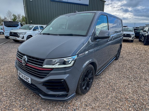 Volkswagen Transporter AUTO SWB [SOLD MM] L1H1 Sportline T32 Air Con Alloys SELECT 2
