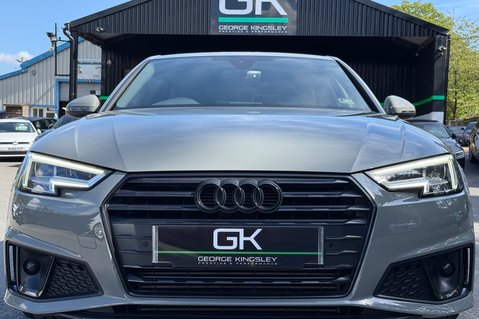 Audi A4 TFSI BLACK EDITION MHEV- APPLE CAR PLAY - REVERSE CAMERA 12