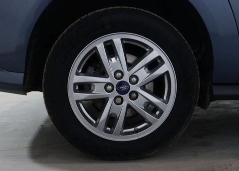 Ford Tourneo Connect 1.5 Tourneo Connect Grand Titanium TDCi Auto 5dr 14