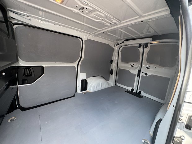 Citroen Dispatch MWB L2H1 Low Roof Enterprise 145bhp 1400 Air Con Sensors SELECT 11