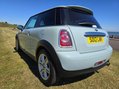 Mini Hatch 1.6 Cooper Steptronic Euro 5 3dr 4