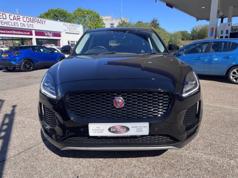 Jaguar E-Pace S 8