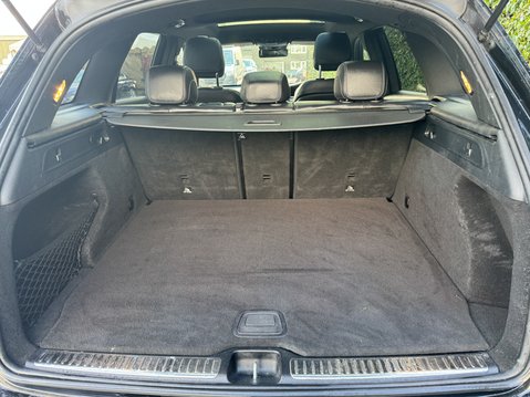 Mercedes-Benz GLC GLC300d AMG Line (Premium Plus) SUV 5dr Diesel G-Tronic+ 4MATIC Euro 6 (s/s 8