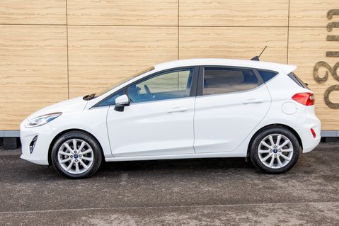 Ford Fiesta TITANIUM MHEV 9