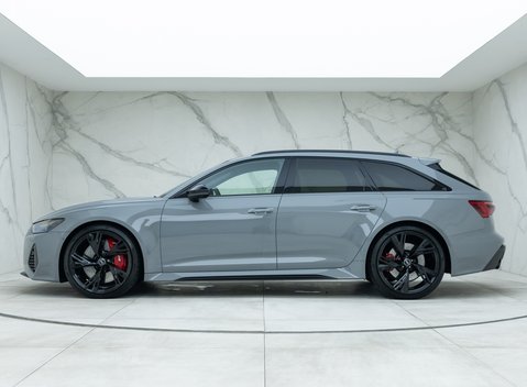 Audi RS6 Avant Carbon Black 2