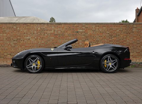 Ferrari California T 2