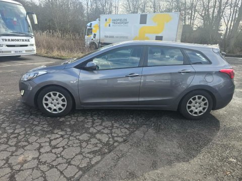 Hyundai i30 CRDI CLASSIC BLUE DRIVE 7