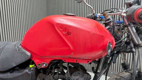 Yamaha YBR 125 2011 GOOD PARTS BIKE PROJECT COMMUTER BIKE 125CC 11