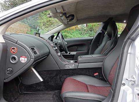 Aston Martin Rapide S 18