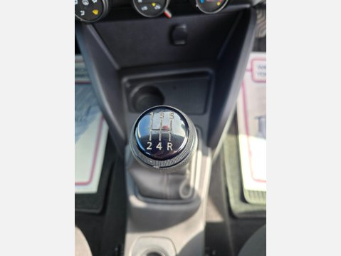 Dacia Duster 1.0 TCe Essential Euro 6 (s/s) 5dr 39