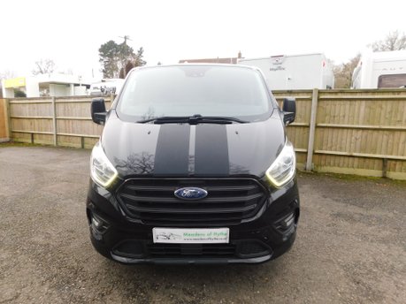 Ford Transit Custom 320 SPORT 2.0 ECOBLUE PANEL VAN 9