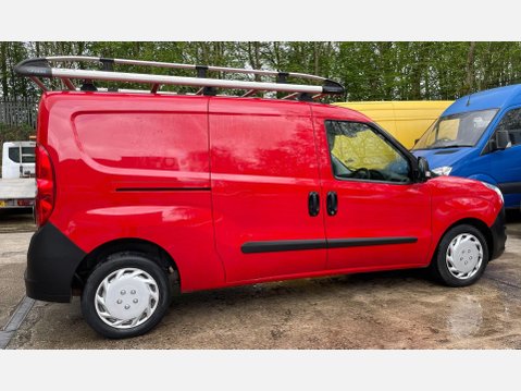Vauxhall Combo 1.6 Turbo D 2000 Edition Panel Van 4dr Diesel Manual L1 H1 Euro 6 (75 ps) 7