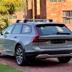 Volvo V90 B4 CROSS COUNTRY PLUS AWD 1