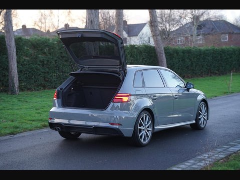 Audi A3 2.0 TDI 35 Black Edition Sportback S Tronic Euro 6 (s/s) 5dr 29