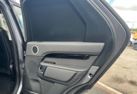 Land Rover Discovery 3.0 D300 MHEV HSE Auto 4WD COMMERCIAL 25