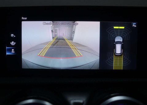 Mercedes-Benz CLA Class 1.3 CLA 180 AMG Line Premium+ Night Edition A 5dr 31