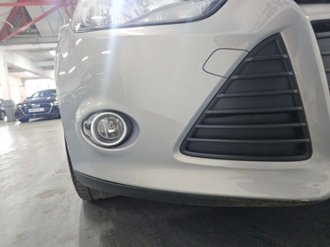 Ford Focus 1.6 Focus Zetec 105 5dr 89