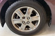 Toyota Iq 1.0 VVT-i 2 Hatchback 3dr Petrol Multidrive Euro 4 (68 bhp) 29