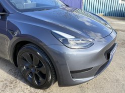 Tesla Model Y SUV 5dr Electric Auto RWD (346 ps) 13