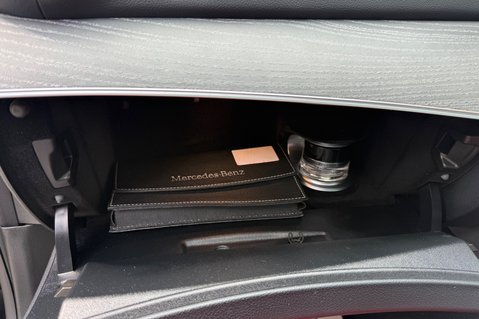 Mercedes-Benz E Class E 300 AMG LINE NIGHT EDITION PREMIUM PLUS MHEV 64