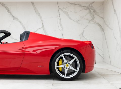 Ferrari 458 Spider 28