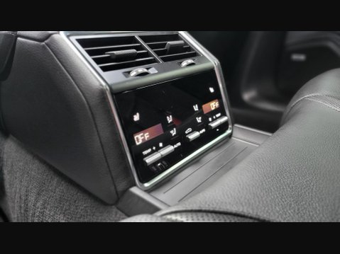 Porsche Panamera 4 10 YEARS EDITION PDK 26