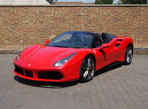 Ferrari 488 Spider 5