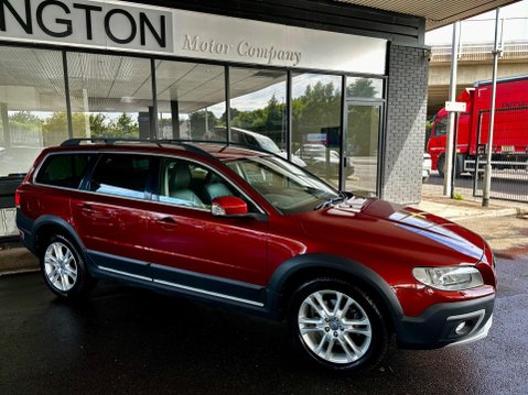 Volvo XC70 2.4 D5 SE Lux Geartronic AWD Euro 5 5dr 14