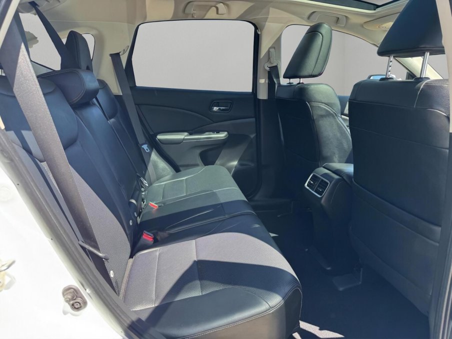 2015 Honda CR-V — image 36