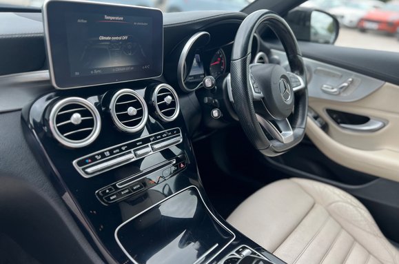 Mercedes-Benz C Class AMG C 43 4MATIC PREMIUM PLUS AUTO PAN ROOF 34