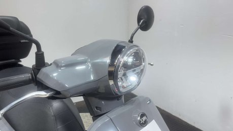 SYM Fiddle 2025 ONLY 2K 1 OWNER 125CC LEARNER SCOOTER WITH TOP BOX 15