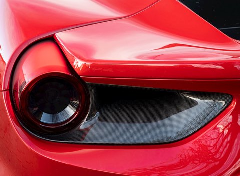 Ferrari 488 GTB 24