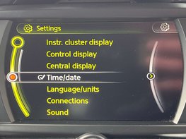 Mini Clubman 1.5 Clubman Cooper Auto 6dr 35