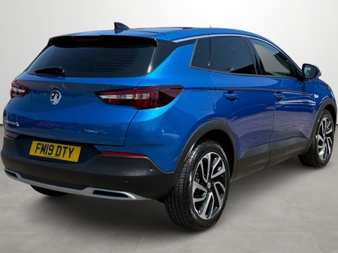 Vauxhall Grandland X 1.2 Turbo Elite Nav 5dr 9
