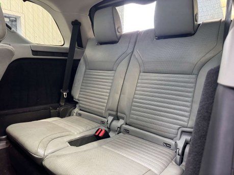 Land Rover Discovery 3.0 Discovery Luxury HSE TD6 Auto 4WD 5dr 68