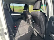 Toyota Hilux Invincible 4WD D-4D Double Cab Pickup 15