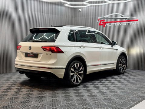 Volkswagen Tiguan 2.0 TDI BlueMotion Tech R-Line Euro 6 (s/s) 5dr 8