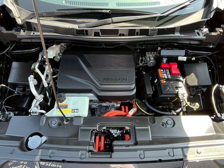 Nissan LEAF Leaf N-Connecta Electric 110Kw 39kWh (AUTOMATIC) 5dr