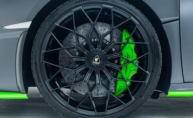 Lamborghini Huracan STO 10