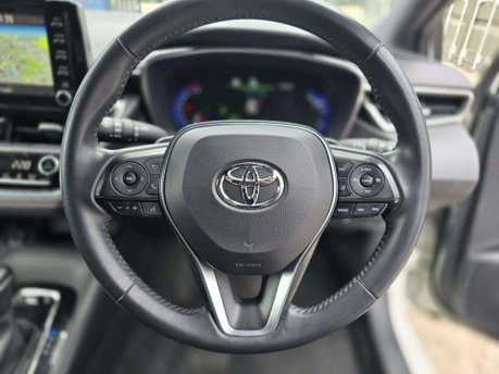 Toyota Corolla 2.0 VVT-h Excel Hatchback 5dr Petrol Hybrid CVT Euro 6 (s/s) (184 ps) 35
