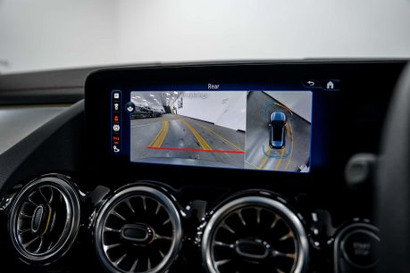 Mercedes-Benz EQA EQA 350 AMG Line Premium Plus 4M 4WD 5dr 37