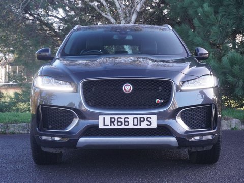 Jaguar F-Pace 3.0 V6 S Auto AWD Euro 6 (s/s) 5dr 8